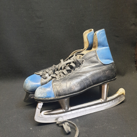 Коньки хоккейные на шнуровке, кожа, цвет комбинированный, размер 250, Свердловск, СССР